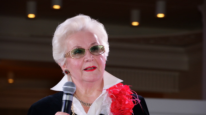 А-ля Малахов и так далее: Легендарный советский диктор устала от грязи на ТВ