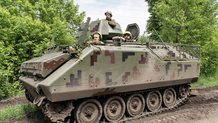 Запад превратил украинское контрнаступление в бойню — эксперт