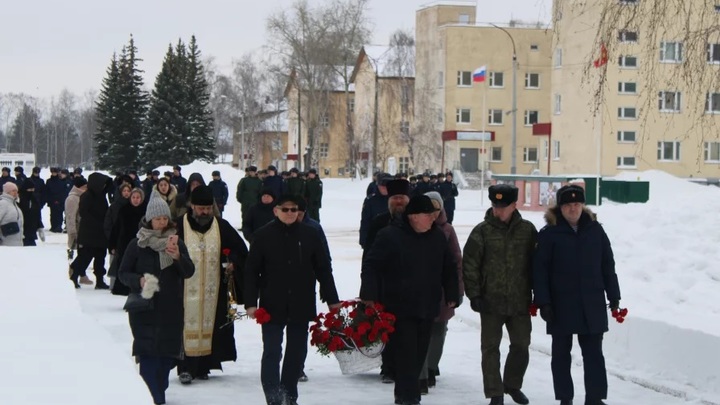 В войсковой части Нижнего Новгорода установили мемориальные таблички погибшим в СВО военнослужащим