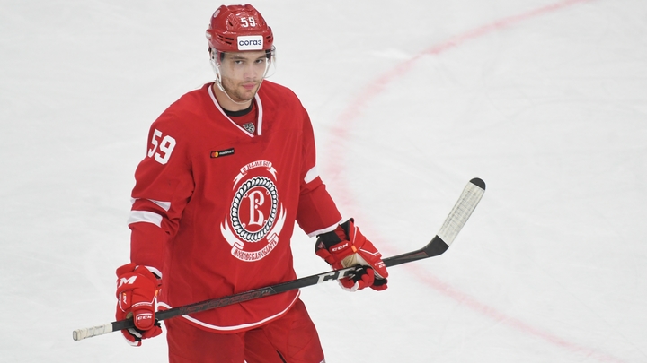 Нападающий Ак Барса Дмитрий Воронков вышел на связь после страшного столкновения в матче КХЛ