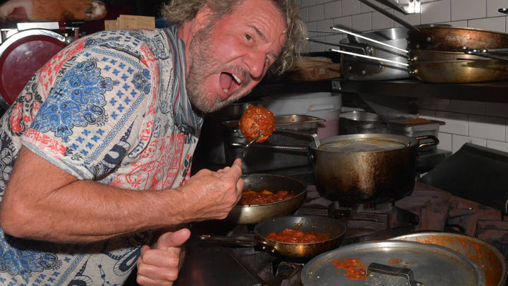 Червяки покажутся мясом. Профессор рассказал о котлетах, состав которых лучше не знать