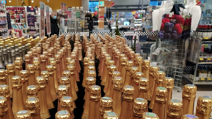 Продление новогодних каникул с 10 января. Откуда пошли слухи?