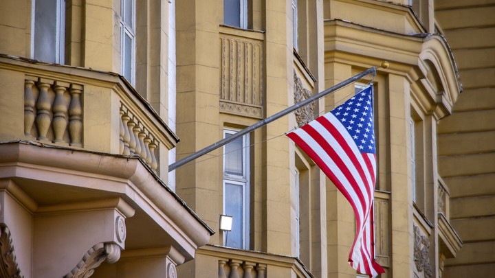 В Китае поставили диагноз США: Либо безумцы, либо позёры