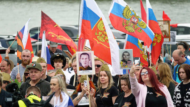 В сети появилось видео акции Бессмертный полк в Берлине