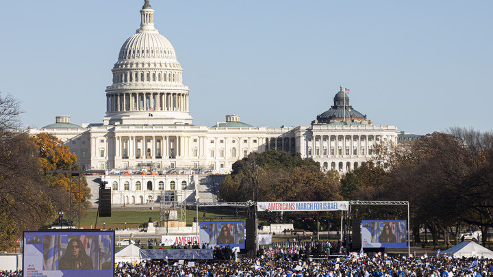 Побит новый рекорд: Конгрессмены США спасаются бегством от проблем Вашингтона