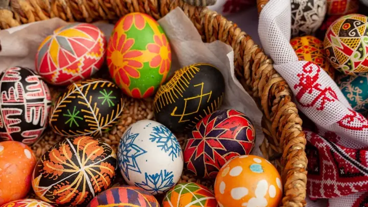 Публичное богохульство: Британские нудисты решили устроить на Пасху голую вечеринку