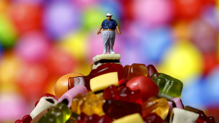 Кусок в горло не лезет: Эндокринолог назвала время, когда человек обязан поесть, иначе...