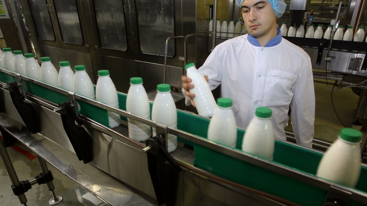 Сколько на самом деле нужно пить кефира, чтобы похудеть: Ответ врача удивил