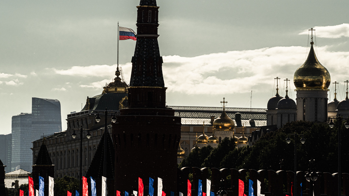 Изгнанная из Москвы журналистка не сдержала слёз: Россию ждут мрачные времена