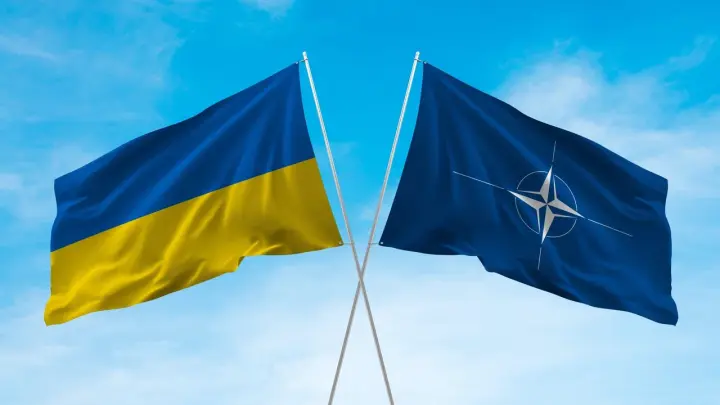 Секрет ускоренных поставок: почему теперь за американское оружие для Украины будет платить НАТО?