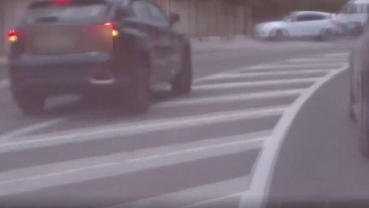 В Сочи водитель, уходя от полицейской погони, спровоцировал ДТП