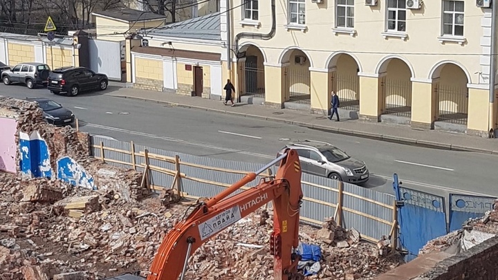 «Это детский сад». Застройщик отрицает снос дома ради нового ЖК в центре Петербурге