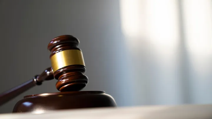 Аглая Тарасова остаётся под запретом: суд продлил ограничения по делу о контрабанде