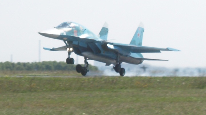 Самолёты ВКС России Су-34 утята ликвидируют украинских боевиков в зоне спецоперации