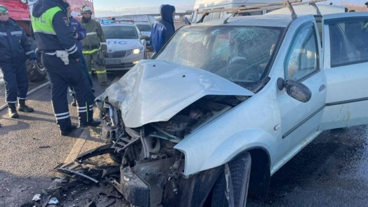 Серьёзная авария произошла на трассе в Ростовской области. Есть жертва