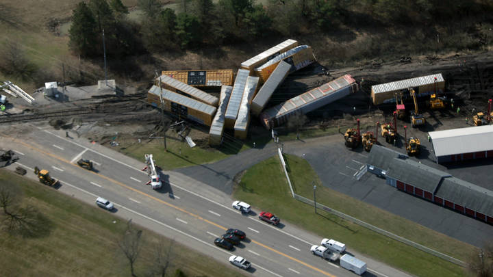 Политолог: В США идёт необъявленная рельсовая война