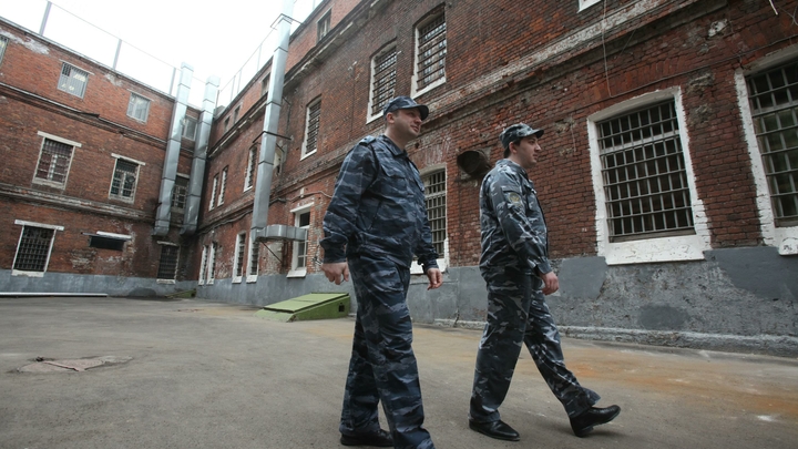 Арестанты попытались напасть на сотрудников Матросской тишины: Задержанные испугались обыска