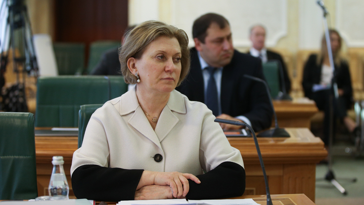 Попова: Иммунитет после прививки от COVID держится до года