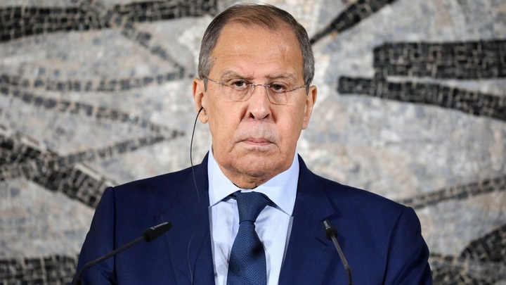 Лавров поднял вопрос мигрантов: Должны обеспечить адекватный режим