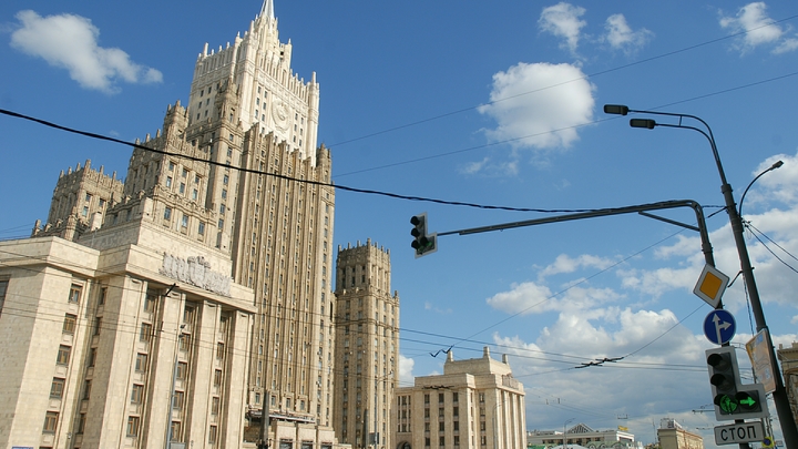 Вызванный в МИД РФ представитель Украины отмолчался на все вопросы о провокации в Керченском проливе
