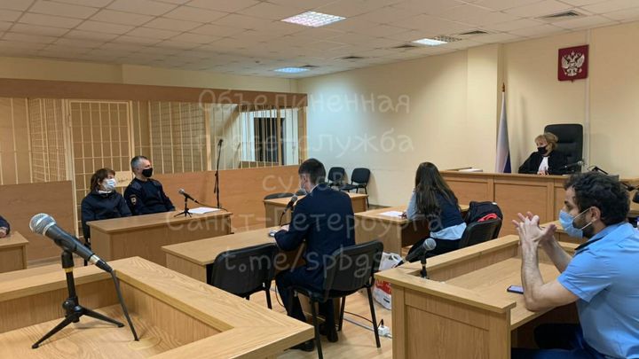 Мать расчленившей рэпера Картрайта Марины Кохал потеряла сознание в суде в Санкт-Петербурге