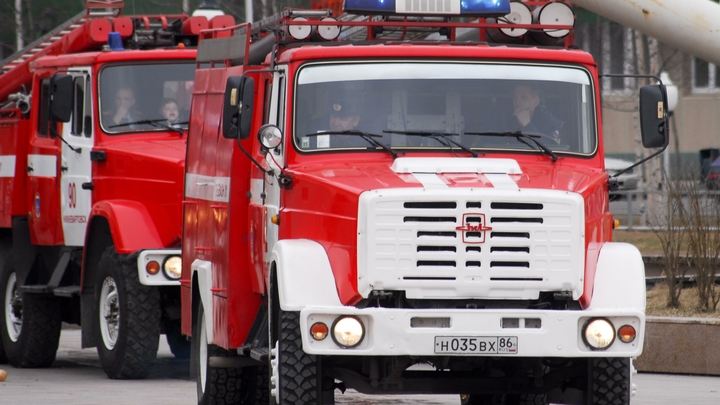 Картон пришелся по вкусу огню: На заводе в Рязани потушили пожар