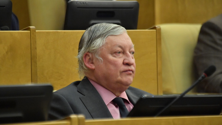 Что известно о нападении на советского чемпиона мира по шахматам Анатолия Карпова