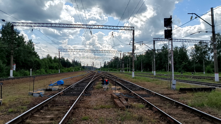 В Горячем Ключе 14-летнюю девочку, забравшуюся на вагон, едва не убило током