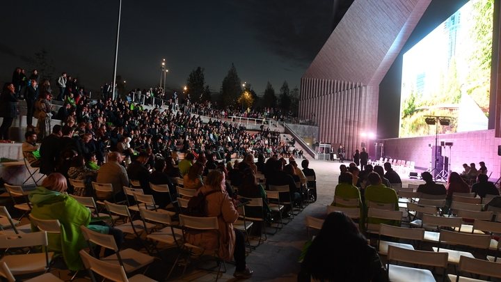 В Екатеринбурге в парке имени Маяковского обновят летний кинотеатр