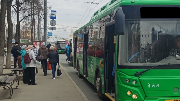 1 декабря в Челябинске начали работу новые автобусы