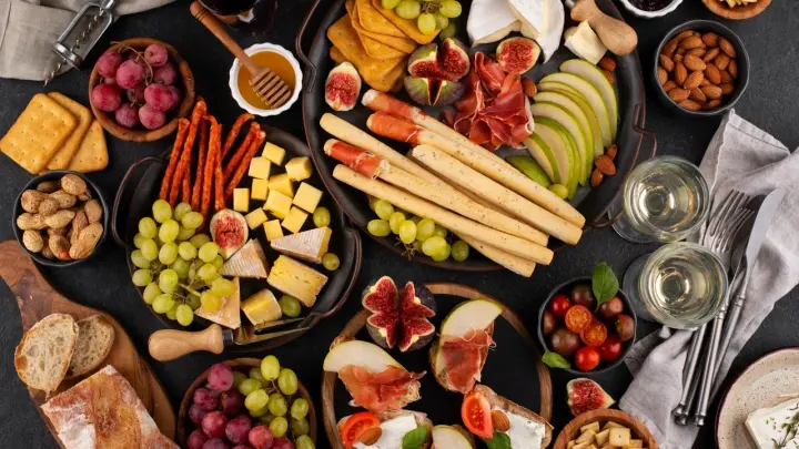 Гастроэнтеролог: постный стол напоминает модную средиземноморскую диету