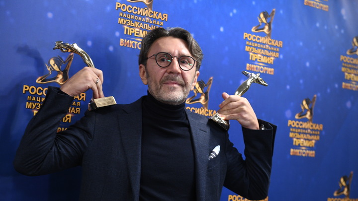 Недосчитались звёздных денег? Шнуров матом поддержал Скляра в конфликте со Стасом Михайловым