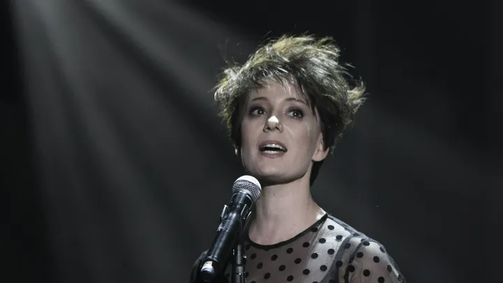 Игра Чулпан Хаматовой: С улыбкой оскорбляет русских, а потом плачет о России