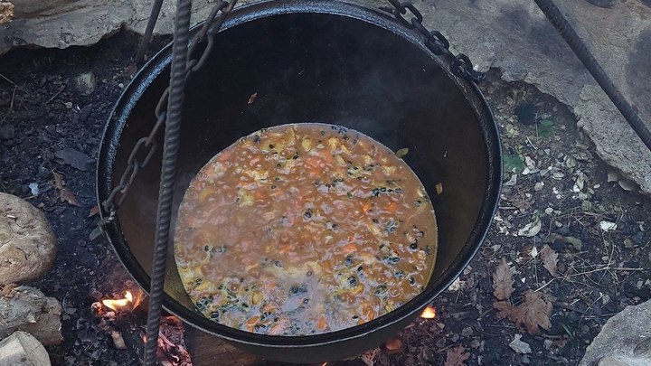 В Шерегеше сварят рекордные 200 литров похлёбки и зажарят 60 кг мяса