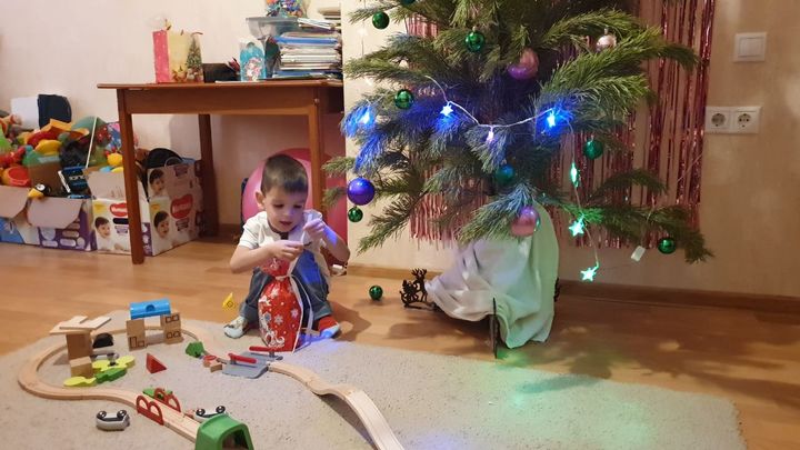 Губернатор Кубани передал подарок с Ёлки желаний маленькому Олегу из Краснодара