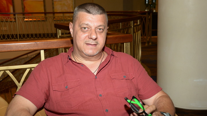 Умер продюсер Ласкового мая и Миража Алексей Мускатин. Ему было 59 лет