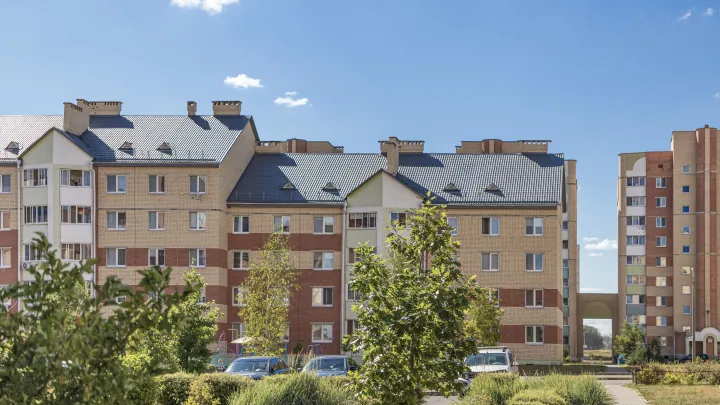 Вклад на квартиру: граждане России забирают деньги из банков и вкладывают в ипотеку