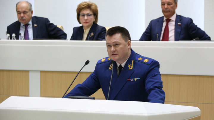 Генпрокурор России Краснов высказался за приравнивание мемов к экстремистской символике