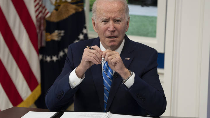 Байден одним словом обозначил возможность личной встречи с Путиным в начале января