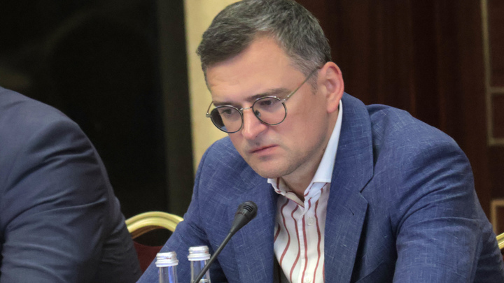 Глава МИД Украины Кулеба подал прошение об отставке