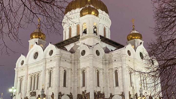 Детали и подробности: Почему Украинская церковь отказалась от Русской православной церкви