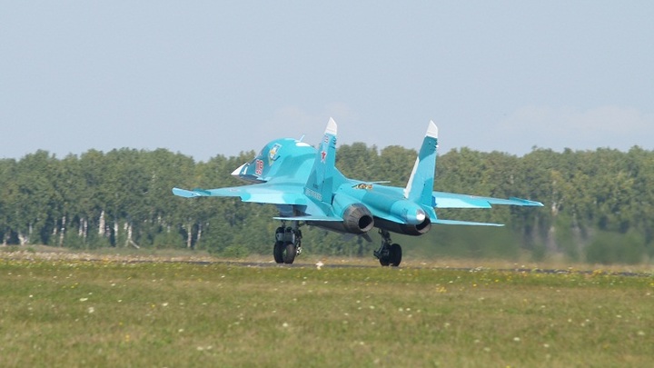 Экипаж самолёта Су-34 разгромил украинских националистов на Купянском направлении