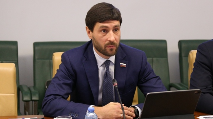 Сергей Цивилев вновь назначил Алексея Синицына сенатором от Кузбасса