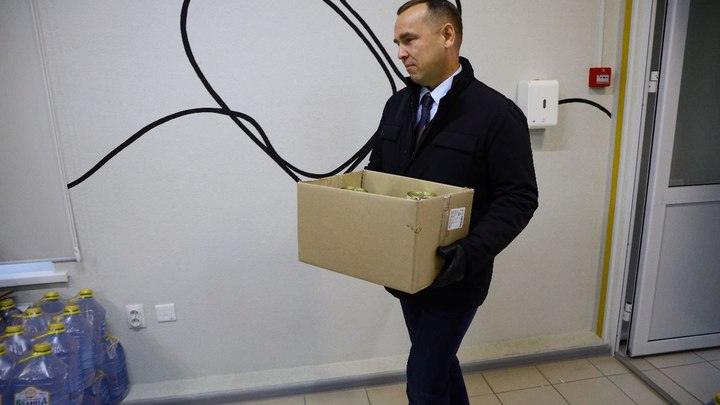 Губернатор Вадим Шумков получил почти миллиард рублей на выкуп кетовской школы
