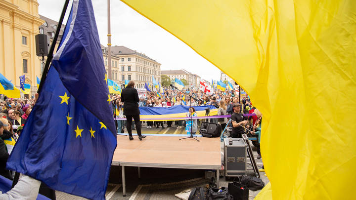 Самая опасная конспирологическая теория способна уничтожить мир. И в ней есть место Украине