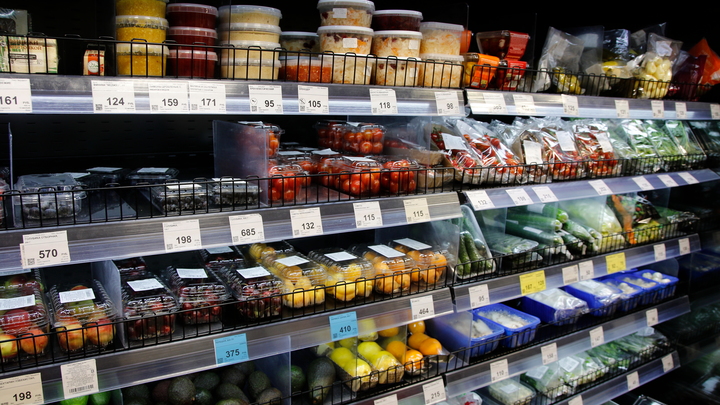 Каждый кусок отнимает несколько минут жизни: Пять самых вредных продуктов