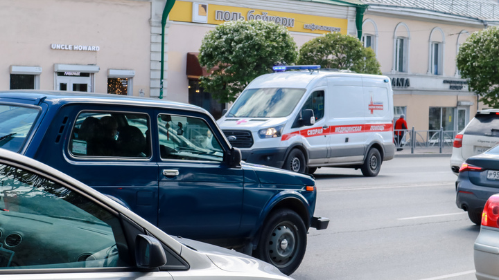 Водитель скорой помощи пострадал в ДТП в подмосковном Домодедове
