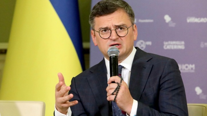 Глава МИД Украины Кулеба заявил о готовности 59 компаний из 23 стран производить оружие с Киевом