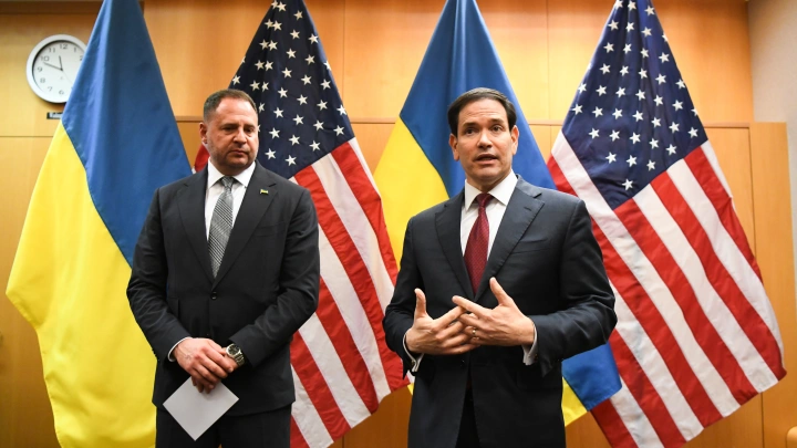 Politico: Рубио заявил, что США хотят мирного соглашения до того, как дадут гарантии Украине