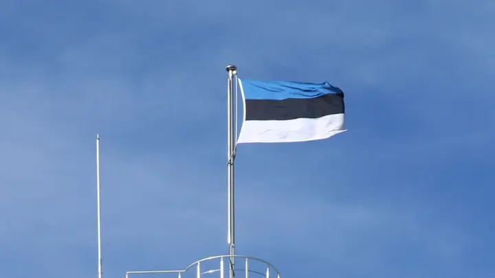 Дипломатический конфуз: делегатов из Эстонии попросили не пить перед визитом к Далай-ламе